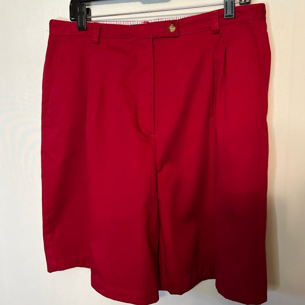 Karen Scott Sport Pleated Red Shorts Size 16. - Picture 3 of 7